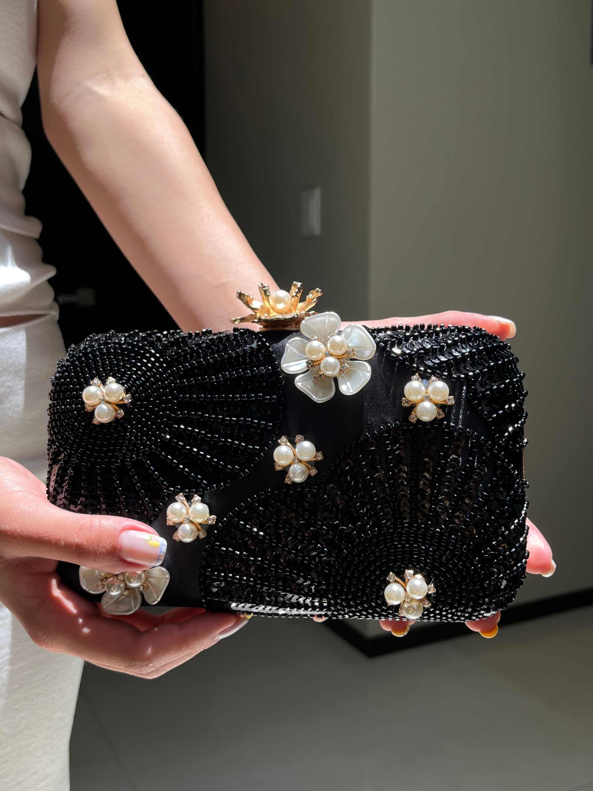Midnight Orchid Black Bolso de Mano