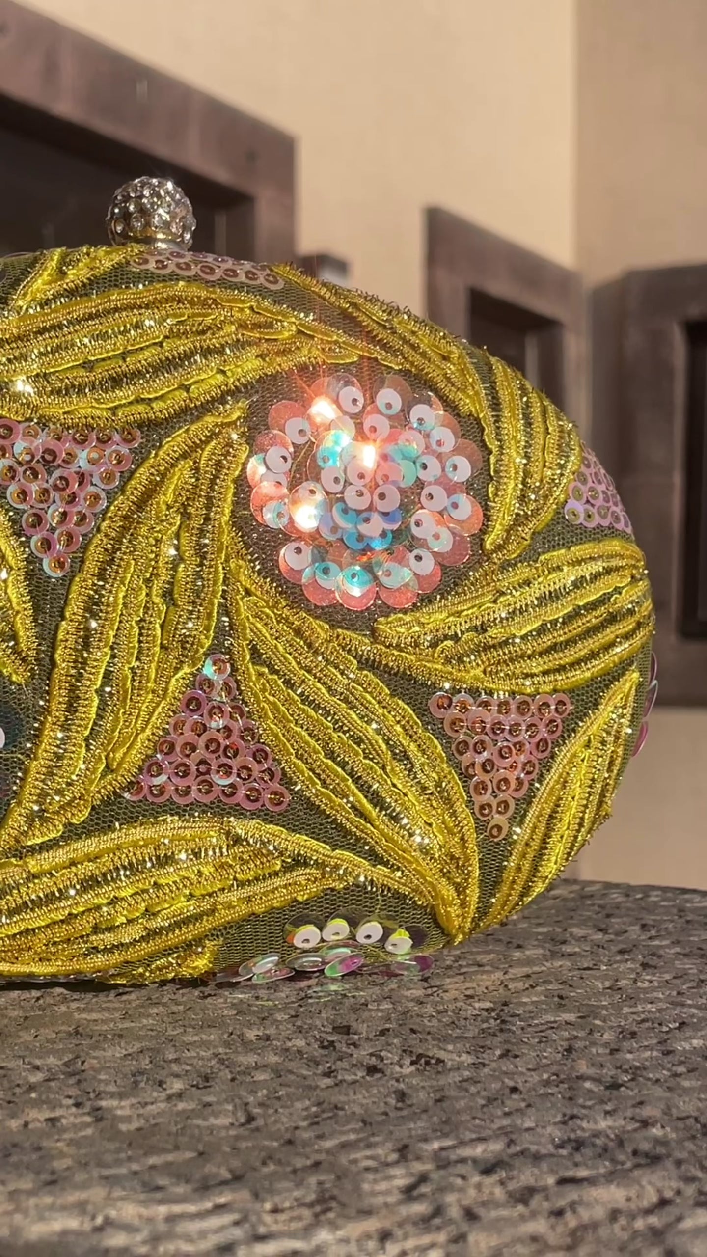 Radiant Oval Yellow - Bolso de Mano